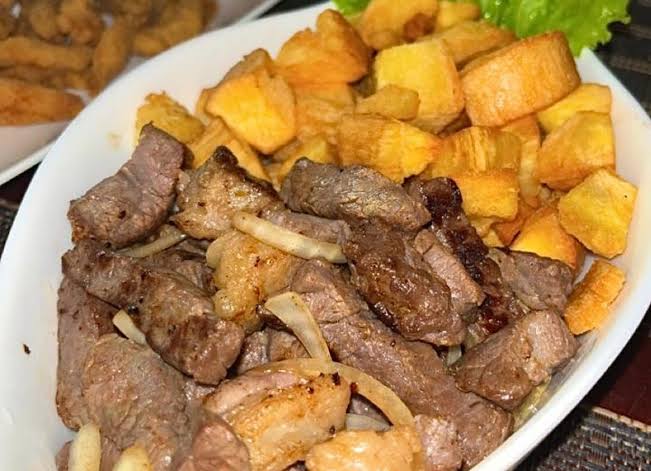 PORÇÃO DE CARNE DE SOL
